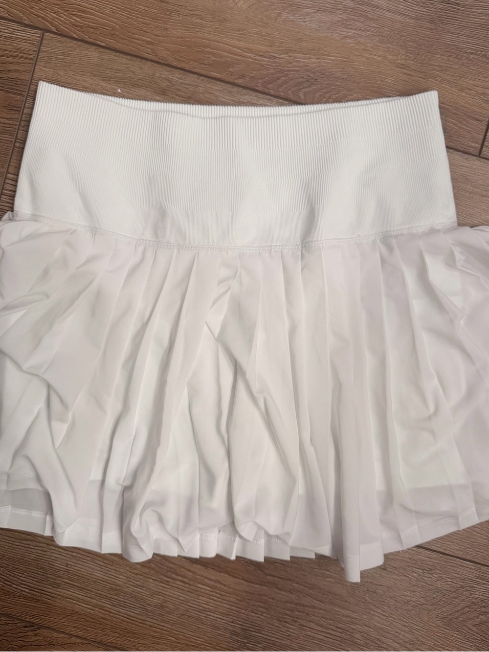 Golftini White Varsity Pleated golf skirt 0239 - Picture 4 of 6